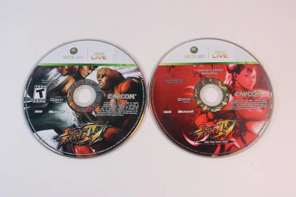 New Street Fighter IV W/ bonus disc The Ties That Bind (Microsoft Xbox 360 2009)